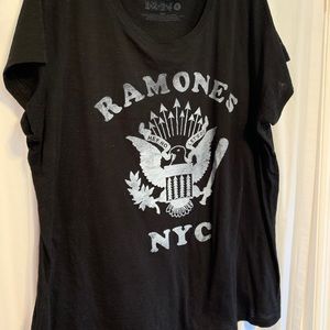 Torrid Ramones shirt 4X